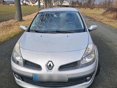 Brugt Renault Clio III 88 HK (64 kW) 2006 Sølv Hatchback