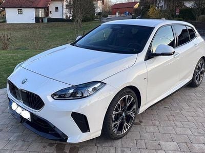 Gebraucht BMW 120 M Sport 170 PS (125 kW) 2024 Weiß Kleinwagen