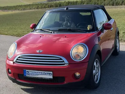 Usata Mini Cooper Cabriolet 122 CV (89 kW) 2010 Rosso Cabrio