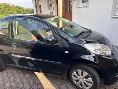 Gebraucht Citroën C1 Style 68 PS (50 kW) 2010 Schwarz Kleinwagen