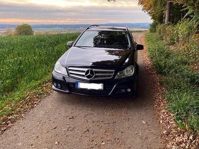 Gebraucht Mercedes C200 Avantgarde 136 PS (100 kW) 2011 Schwarz Kombi