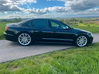 Gebraucht Audi S8 519 PS (381 kW) 2013 Schwarz Limousine