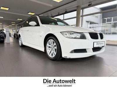 Gebraucht BMW 318 143 PS (105 kW) 2008 Alpinweiss (weiß) Kombi