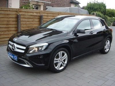 Second-hand Mercedes GLA220 Urban 177 CP (130 kW) 2016 Negru SUV