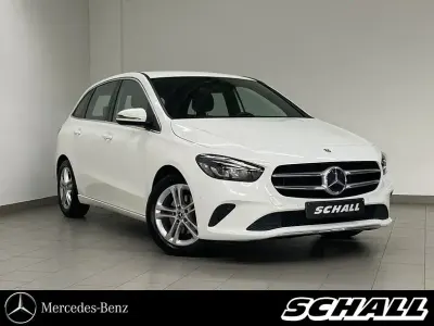 Gebraucht Mercedes B200 Progressive 163 PS (119 kW) 2019 Unilack polarweiß Van / Kleinbus