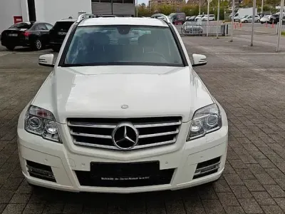 Gebraucht Mercedes GLK300 231 PS (169 kW) 2012 Weiß SUV