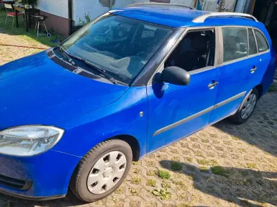 Gebraucht Skoda Fabia 86 PS (63 kW) 2009 Blau Kombi