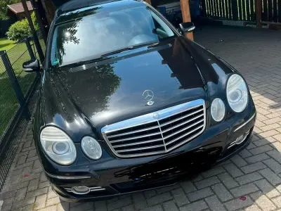Gebraucht Mercedes E280 231 PS (169 kW) 2007 Schwarz Kombi