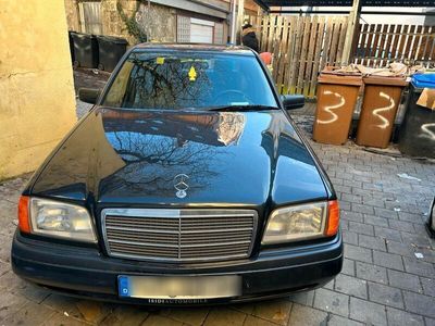 gebraucht Mercedes C180 mit neu TÜV