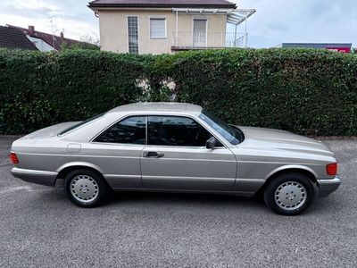 Rauchsilbermetallic Gebraucht 1986 Mercedes 500 Coupé | 43.900 €
