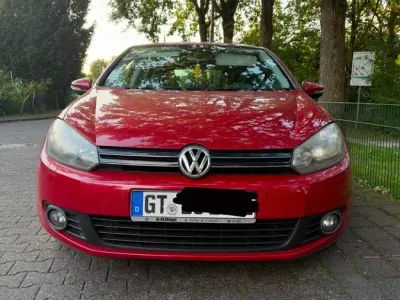 Gebraucht VW Golf VI Team 80 PS (58 kW) 2010 Rot Kleinwagen