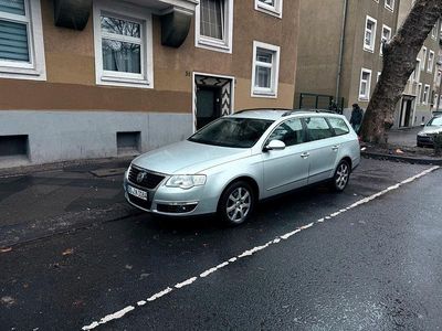 Silber Gebraucht 2010 VW Passat Kombi | 2.350 € (Fairer Preis)