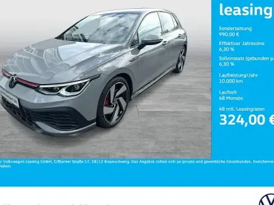 Gebraucht VW Golf VIII GTI Clubsport 301 PS (221 kW) 2023 Mondsteingrau Limousine