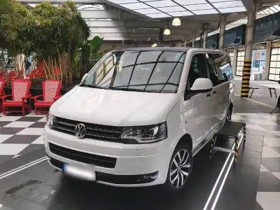 Używany VW T5 Edition 180 KM (132 kW) 2014 Biały Van
