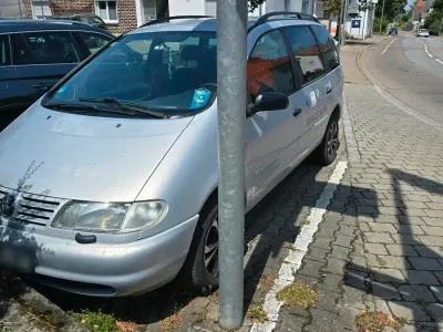 Gebraucht VW Sharan 90 PS (66 kW) 2000 Grau Van / Kleinbus