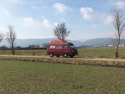 Rot Gebraucht 1987 VW T3 Van | 5.900 €