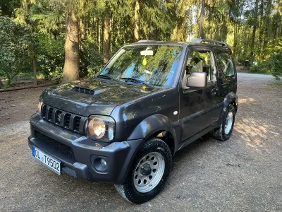 Usata Suzuki Jimny Comfort 84 CV (61 kW) 2017 Grigio SUV