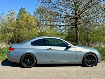 Usata BMW 325 Performance 218 CV (160 kW) 2007 Blu Coupé