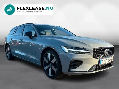 Gebraucht Volvo V60 Ultimate 250 PS (183 kW) 2023 Kombi