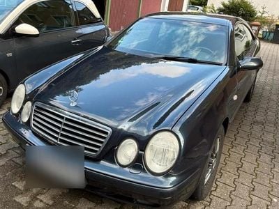 Brugt Mercedes CLK200 131 HK (96 kW) 1997 Sort Sedan