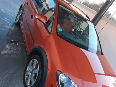 Brugt VW Touran Cross 140 HK (102 kW) 2009 Orange MPV