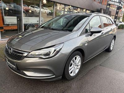 Gebraucht Opel Astra Edition 105 PS (77 kW) 2017 Grau Kombi