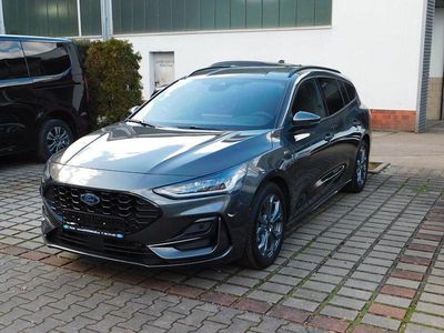 Neu Ford Focus ST-Line X 155 PS (114 kW) 2025 Grau Limousine