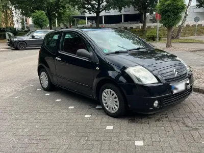 Gebraucht Citroën C2 60 PS (44 kW) 2008 Schwarz Kleinwagen