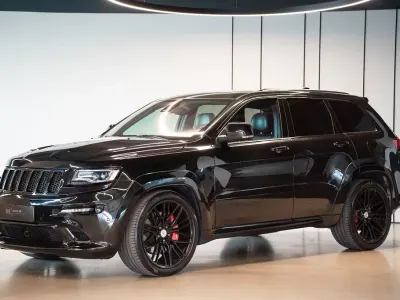 Käytetty Jeep Grand Cherokee SRT 468 HP (344 kW) 2015 Musta Katumaasturi