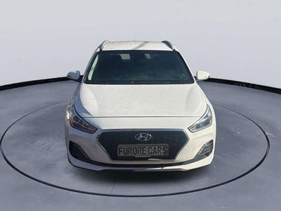 Gebraucht Hyundai i30 Select 116 PS (85 kW) 2019 Weiß Kombi