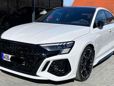 Gebraucht Audi RS3 Premium 400 PS (294 kW) 2023 Weiß Limousine
