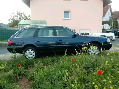Usata Audi A6 174 CV (127 kW) 1996 Blu Station wagon