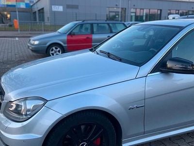 Silber Gebraucht 2012 Mercedes C350 Limousine | 15.990 € (Etwas zu teuer)