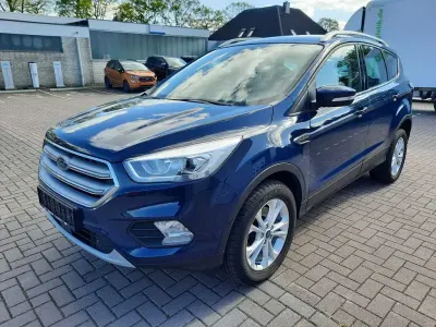 Używany Ford Kuga Titanium 150 KM (110 kW) 2019 Niebieski SUV