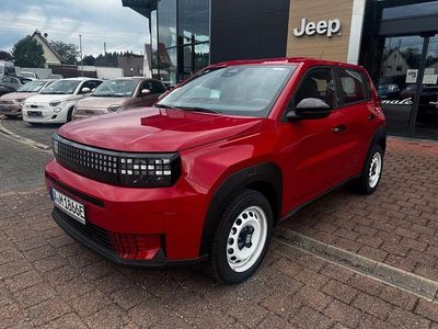 Usata Fiat Grande Panda Red 83 kW (113 CV) 2025 Rosso Utilitaria