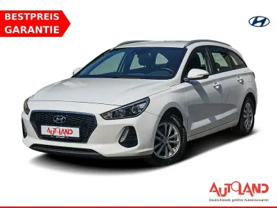 Gebraucht Hyundai i30 140 PS (102 kW) 2018 Weiß Kombi