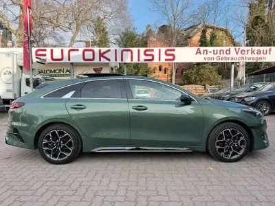 Second-hand Kia ProCeed GT-Line 160 CP (117 kW) 2024 Verde Coupe