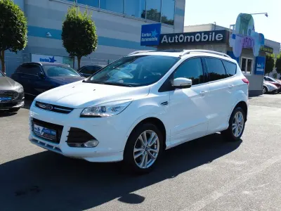 Gebraucht Ford Kuga Individual 150 PS (110 kW) 2016 Frost weiß SUV