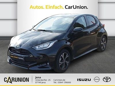 Neu Toyota Yaris Hybrid 125 PS (91 kW) 2026 Schwarz Limousine