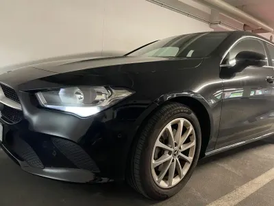 Gebraucht Mercedes CLA180 Shooting Brake 116 PS (85 kW) 2023 Schwarz Kombi