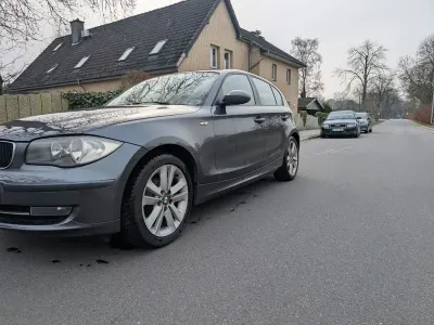 Gebraucht BMW 116 122 PS (89 kW) 2007 Grau Kleinwagen
