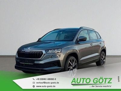 Graphitegrau metallic (metallic) Gebraucht 2024 Skoda Karoq Selection SUV | 29.390 € (Guter Preis)