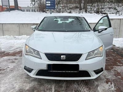 Gebraucht Seat Leon Style 122 PS (89 kW) 2013 Weiß Limousine