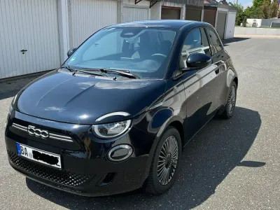 Gebraucht Fiat 500e Icon 86 kW (118 PS) 2022 Schwarz Kleinwagen