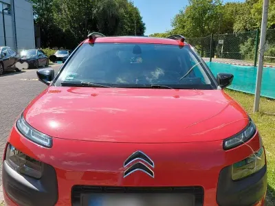 Gebraucht Citroën C4 Shine Edition 82 PS (60 kW) 2015 Rot Limousine