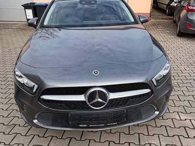 Gebraucht Mercedes A200 150 PS (110 kW) 2020 Grau Limousine