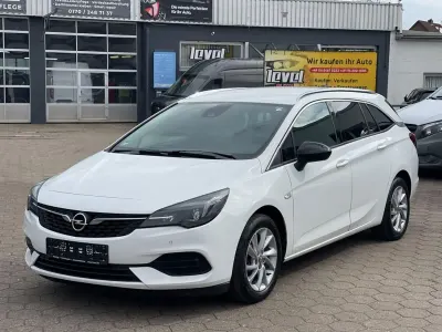 Używany Opel Astra Edition 105 KM (77 kW) 2022 Kombi