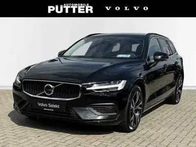 Gebraucht Volvo V60 145 PS (106 kW) 2025 Kombi