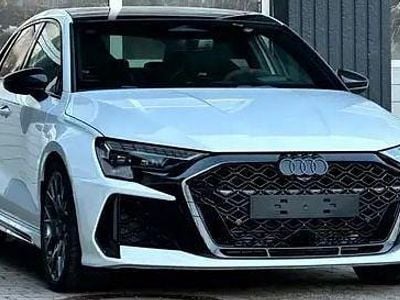 Gebraucht Audi RS3 Sport 400 PS (294 kW) 2025 Weiß Limousine