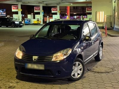 Gebraucht Dacia Sandero 75 PS (55 kW) 2009 Blau Kleinwagen
